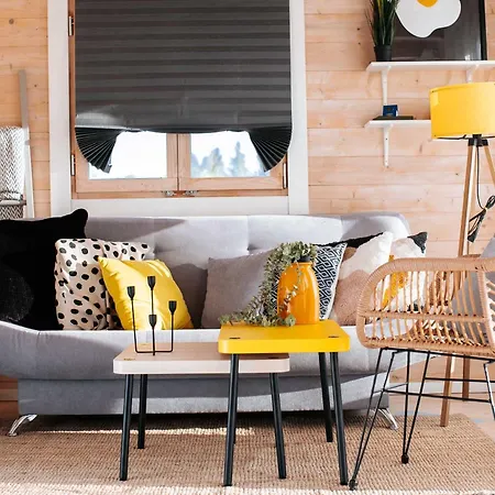 Mereaeaerne Helesinine Suvemaja Holiday home Tahkuranna